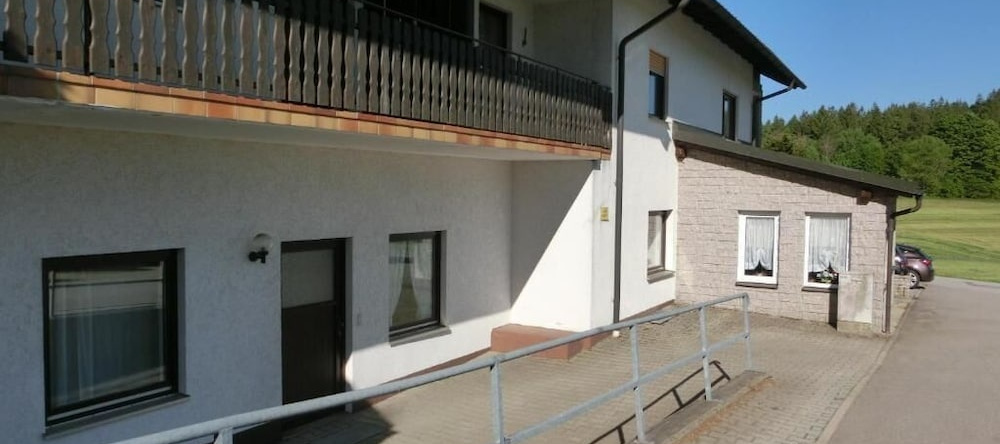 Residenz Oberfrauenwald, 瓦尔德基兴 — 照片 1