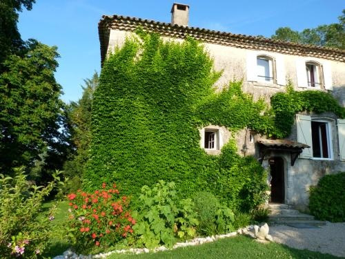 Auberge De Reillanne, Reillanne — photo 1