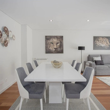 Liiiving-Luxury RiverView Apartment VIII, 贡多马尔 — 照片 2