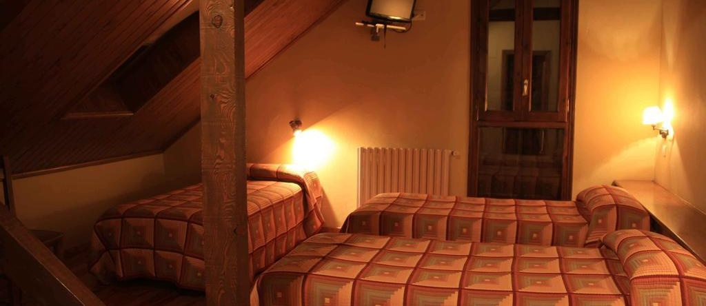 Hotel, Bungalows Y Camping Viu, Torla — photo 1