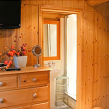 Cedar Log Cabin, Brynallt Country Park, 埃尔斯米尔 — 照片 2