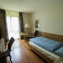 Hotel Platanenhof, 弗里克 — 照片 2