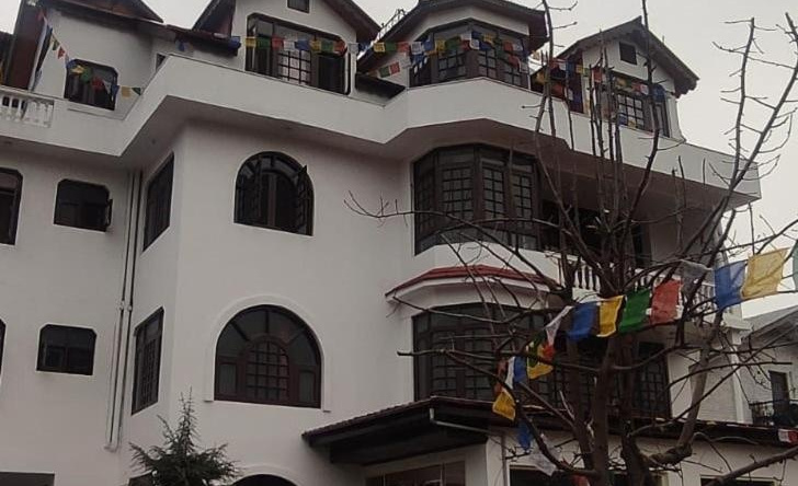 Hotel Silver Inn Srinagar, Шринагар — фото 1