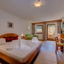 Alpine Nature Hotel Stoll, 瓦莱迪卡西耶斯 — 照片 4