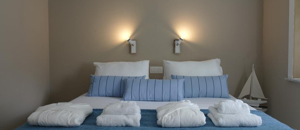Bed  Breakfast Les Sont Dailleurs, Шарлеруа — фото 1
