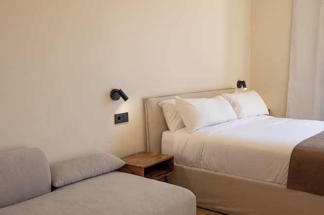 Salon Suites Tremp, Tremp — photo 1