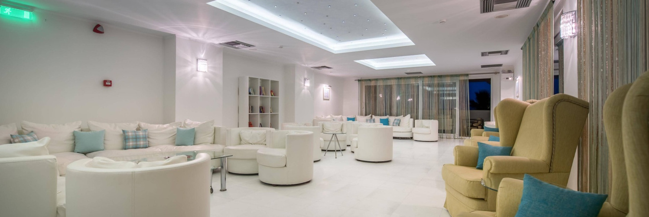 Galaxy Beach Resort, BW Premier Collection, 拉加纳斯 — 照片 1
