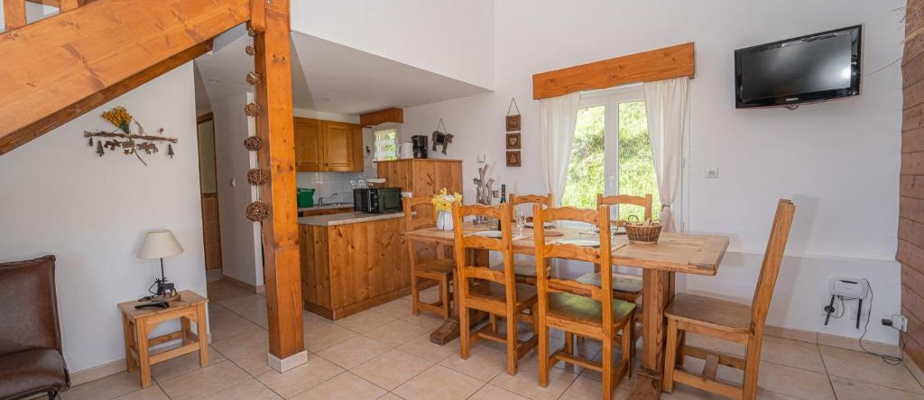 Village de gîtes Les Chalets de l'Aubrac, 佩尔昂欧布拉克 — 照片 1