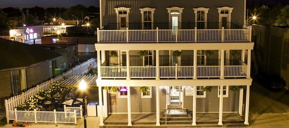 The Grove Hotel, Kingsville — photo 1