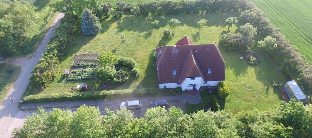 Gemütliche Fewo am Feldrain auf NW Rügen, Trent — photo 1