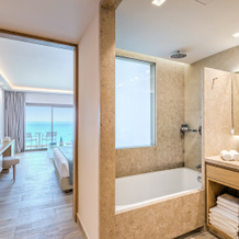 Amada Colossos Elite Collection, Фалираки — фото 4