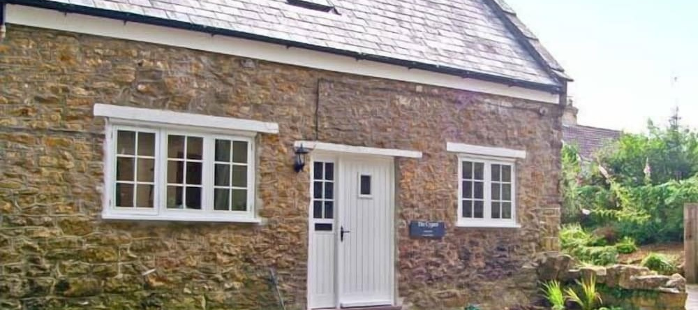 The Cygnet, Crewkerne — photo 1