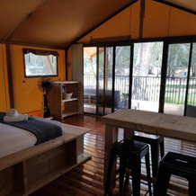 McLean Beach Holiday Park, 德尼利昆 — 照片 2