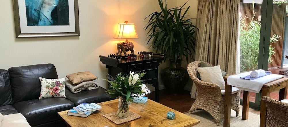 Waoku Lodge, Raglan — photo 1