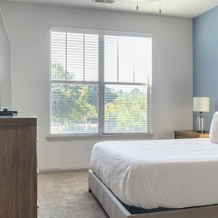 Landing Apartments Raleigh - North Hills, 罗利 — 照片 2