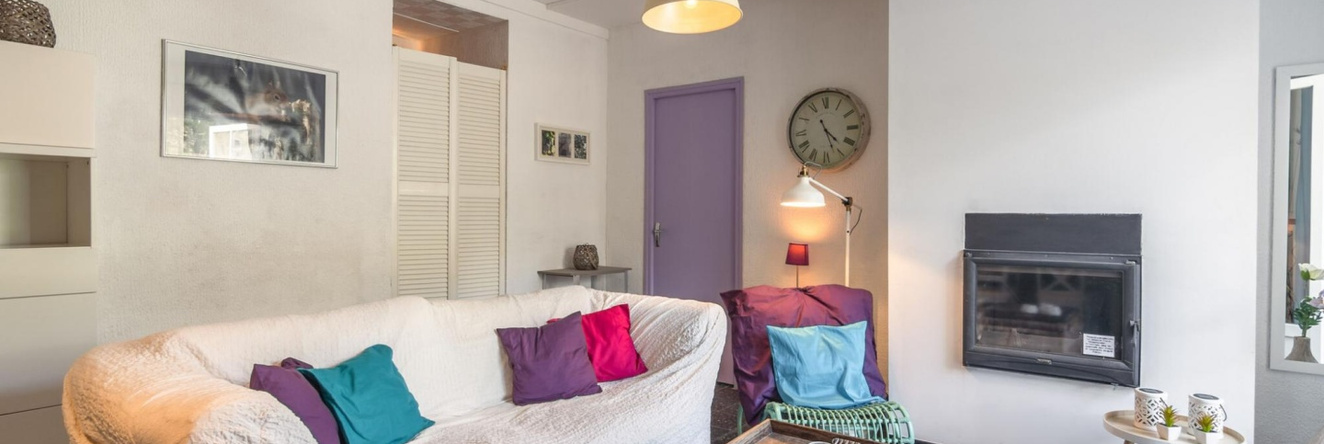 Luring Villa in Pouzols-Minervois with Pool, 普佐尔米内尔瓦 — 照片 1