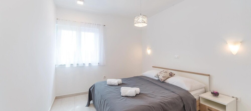 Amazing Home In Veli Rat With Wifi And 2 Bedrooms, Верунич — фото 1