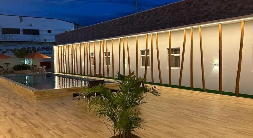 Premium Hotel, 德尔米鲁戈韦亚 — 照片 1