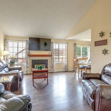 Grill, Fireplace & Fenced-In Yard: Thornton Home!, Торнтон — фото 2