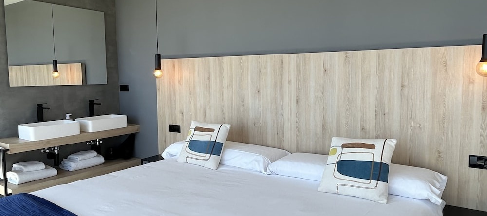 Hospedium Hotel Devalar Do Mar, 卡马里尼亚斯 — 照片 1