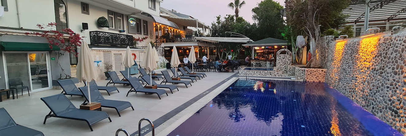 托诺兹海滩酒店, 厄吕代尼兹 — 照片 1