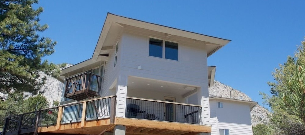 Cliffside House - 3 Bedroom Near Mt Princeton Hot Springs Home, Натроп — фото 1