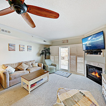 New Listing! Ocean-view W/ Pool - Near Beach 3 Bedroom Condo, Ocean City — photo 4
