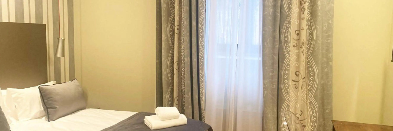 Hotel AR Isabel de Farnesio, 圣伊尔德丰索或拉格兰哈 — 照片 1