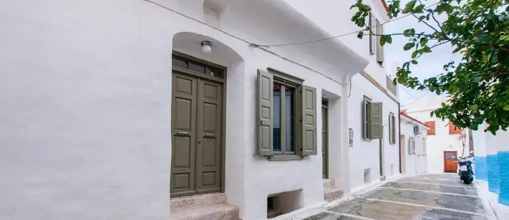 Chora Traditional 4 Bedroom House in Samos - BLG 69214, 霍拉 — 照片 1
