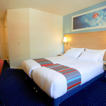 Travelodge Blackburn M65, 达温 — 照片 2