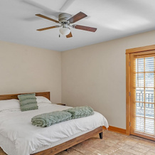 Charming Country 4br Retreat With Riverfront Views 4 Bedroom Cabin, Chama — photo 3