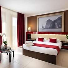 Kairos Garda Hotel, 卡斯泰尔诺沃德尔加尔达 — 照片 4