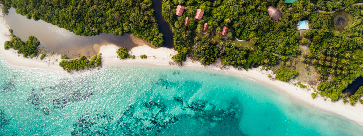 Giman Free Beach Resort Hotel, 卡尔库达 — 照片 1