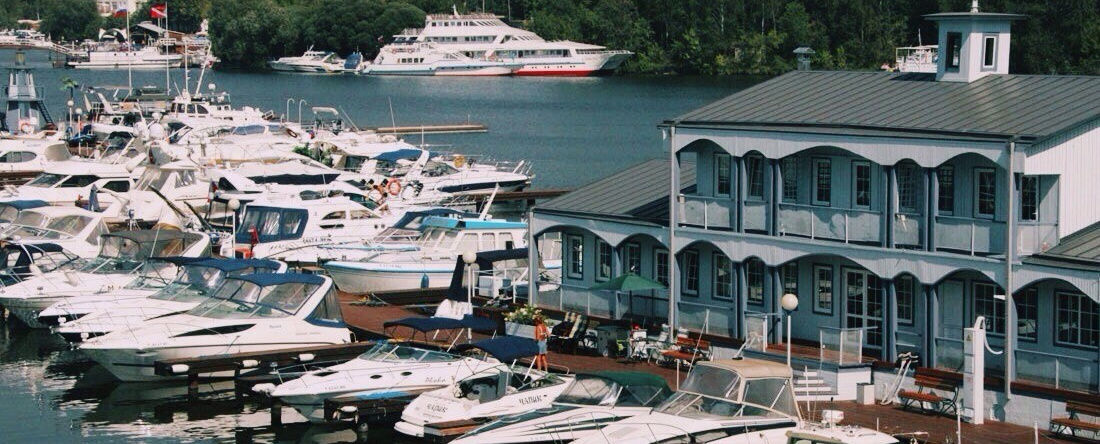 Mini-hotel in the Spartak Yacht Club, Dolgoprudny — photo 1