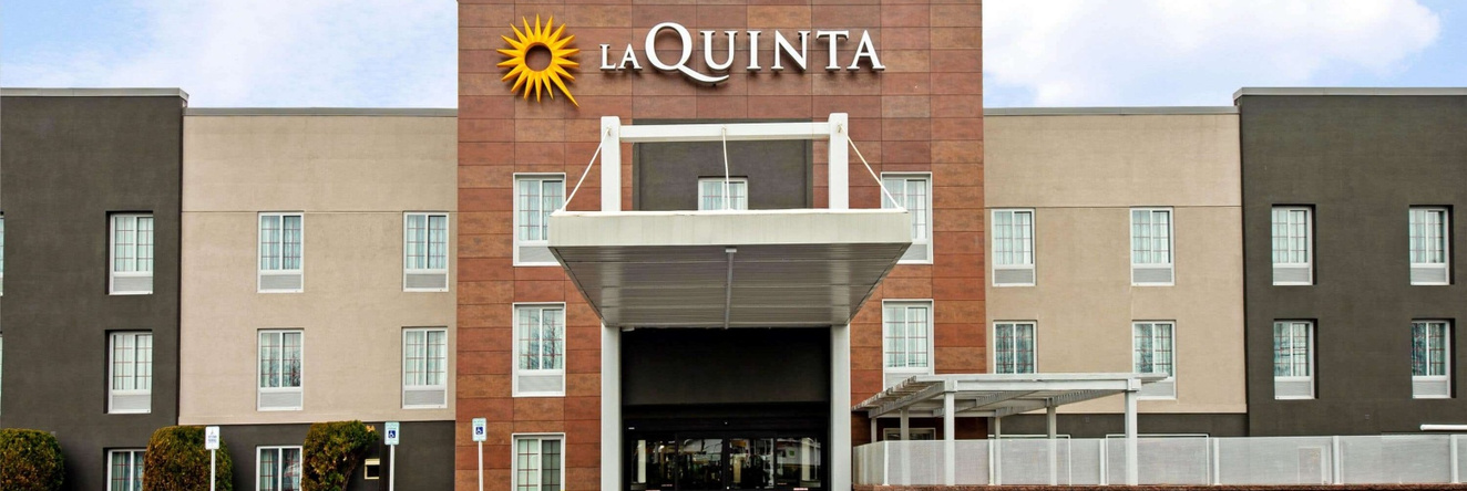 La Quinta Inn & Suites By Wyndham New Cumberland-Harrisburg, Нью-Камберленд — фото 1