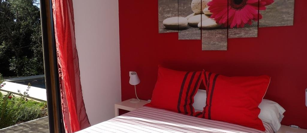 B&B / Chambre d'hôtes "Du rêve Ô naturel" entre Ardèche et Gard, Saint-Julien-de-Peyrolas — photo 1