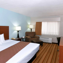 Rock Island Inn & Suites Marshalltown, Marshalltown — photo 5