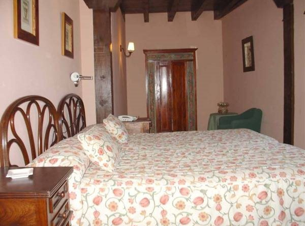 Posada Del Canónigo, Бурго-де-Осма-Сьюдад-де-Осма — фото 1