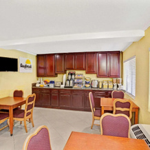 Days Inn Whittier Los Angeles, 洛杉矶 — 照片 3