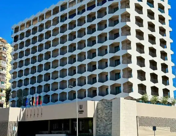 Hotel Turia Badajoz, Бадахос — фото 1