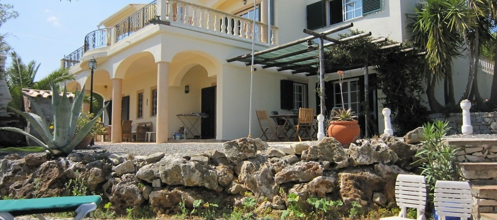 Detached Villa With Private Swimming Pool, Just Outside São Brás de Alportel, 圣布拉什迪阿尔波特尔 — 照片 1