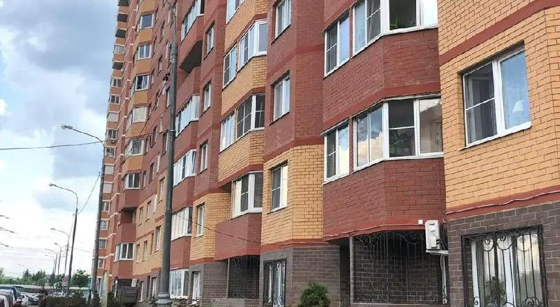 The apartment should be in the neighborhood Suponevo 10, 兹韦尼哥罗德 — 照片 1