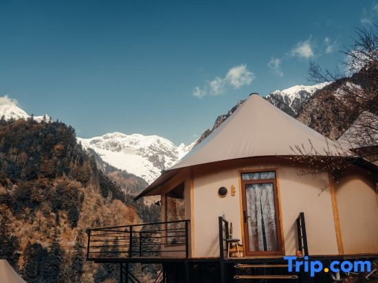 Yubeng Snow Mountain Nuoye Luxury Tent, Deqin — photo 1