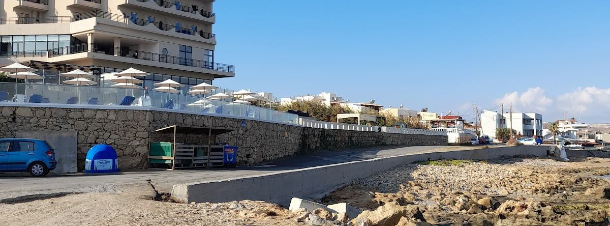 Themis Beach, Коккини-Хани — фото 1