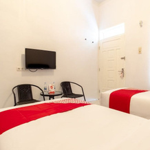 Oyo 2397 Umbu Residence, 巴当奎斯 — 照片 3