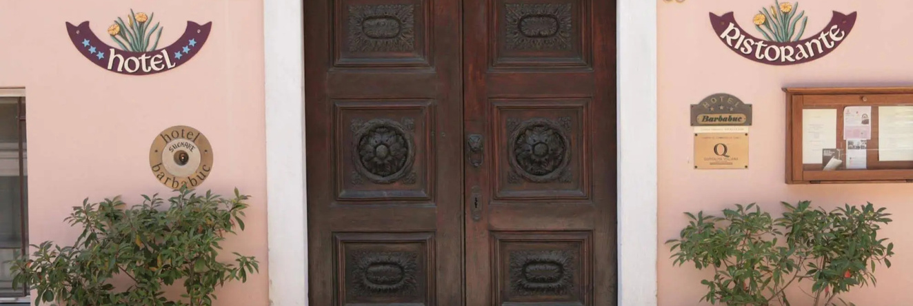 Relais du Silence hotel Barbabuc, Novello — photo 1