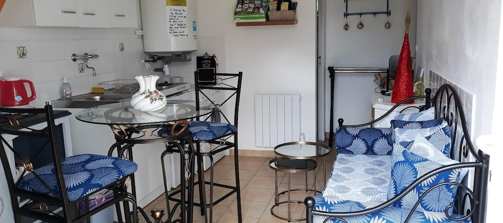 Property With One Bedroom In Sainte-Marie-Du-Mont, With Enclosed Garden And Wifi - 100 M From The Beach, Сент-Мари-дю-Мон — фото 1