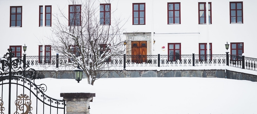 Ulvhälls Herrgård, Стренгнес — фото 1