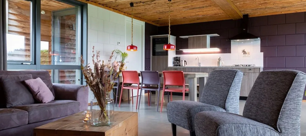 Chalet In Netherlands With Scenic Meadow Views, Хетен — фото 1