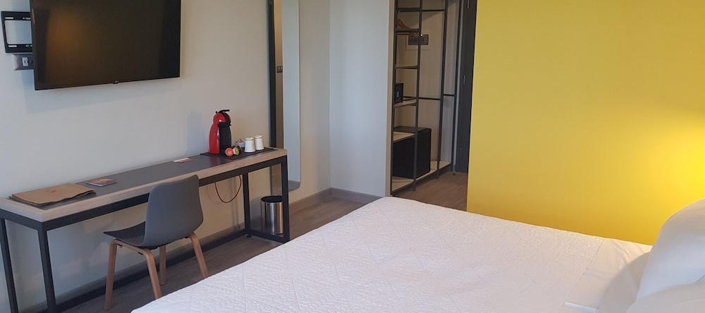Hotel Almasur Express Punta Arenas, 蓬塔阿雷纳斯 — 照片 1